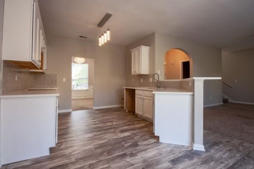 544 Cascade Hills Ct, Atlanta GA  30331-8385 exterior