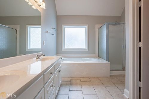 3235 Sweet Basil Ln, Loganville, GA 30052-7857