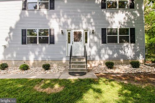 210 Magothy Bridge Rd, Riviera Beach, MD 21122-4435