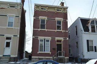 2239 Stratford Ave, Cincinnati OH  45219-1201 exterior