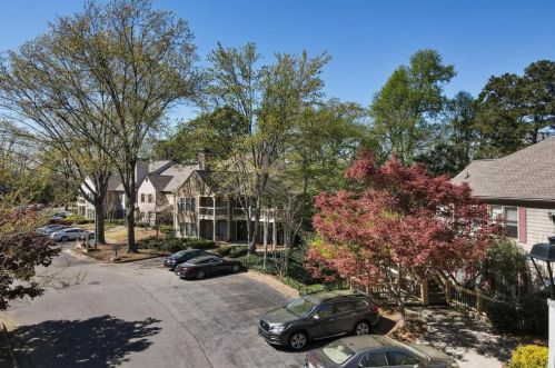 312 Hollyfax Cir, Atlanta GA  30328-5702 exterior