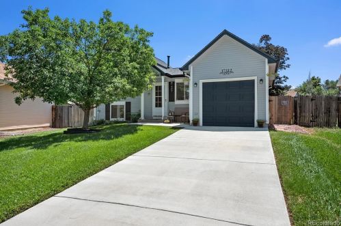 17312 Layton Dr, Aurora, CO 80015-2706