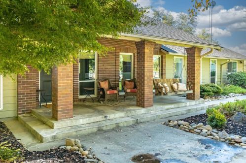 14968 Orange Blossom Rd, Valley Home, CA 95361-8701