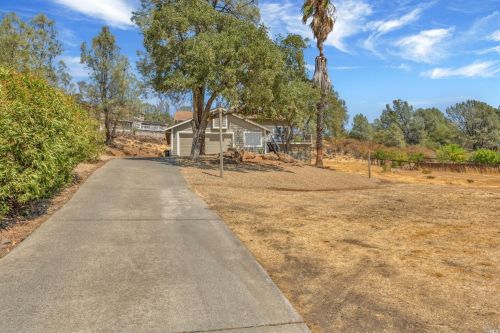 16460 Eagle Rock Rd, Middletown, CA 95467-8179