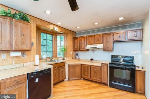 2005 Fallsgrove Way, Fallston MD  21047-1547 exterior