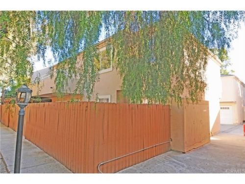 13940 Lemoli Ave, Hawthorne, CA 90250-8854