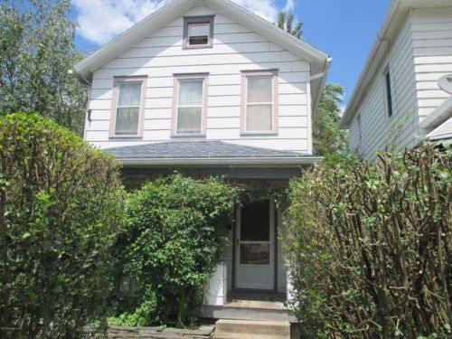 178 Carroll St, Pittston, PA 18640-2606