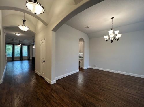 9741 Rio Frio Trl, Fort Worth TX  76126-3069 exterior