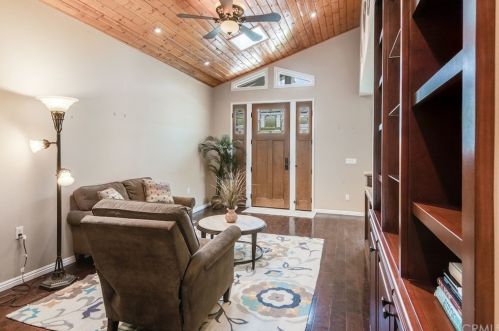27105 Springcreek Rd, Palos Verdes Estates, CA 90275-2120