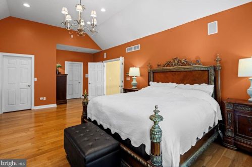 468 State Rd, Princeton NJ  08540-1412 exterior