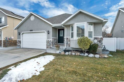 1513 Turtle Dove Ln, Taylorsville, UT 84088-9103