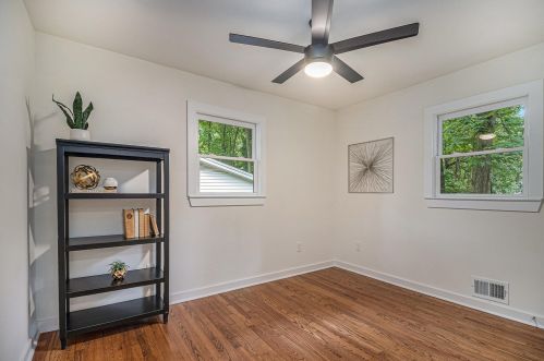 2130 Bolling Brook Dr, Atlanta GA  30311-2516 exterior