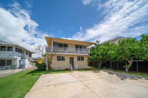 3554 Campbell Ave, Honolulu, HI 96815-4201