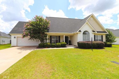 216 Hummingbird Ln, Kathleen, GA 31047-2247
