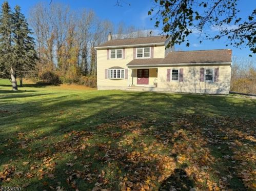 110 Fenwick Rd, Augusta, NJ 07822-2119