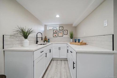 3130 Pearl St, Englewood CO  80113-2710 exterior