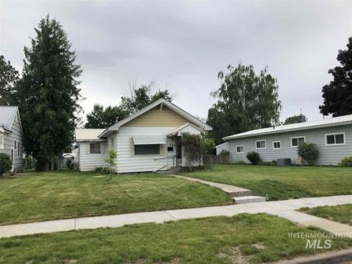 744 3rd St, Jonathan, ID 83672-1815