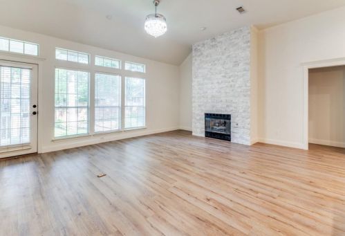 8309 Thornhaven Ct, North Richland Hills TX  76182-8625 exterior