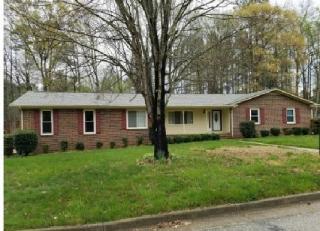 3317 Seaton Rd, Petersburg, VA 23805-1110