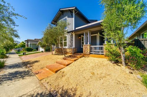 1178 Pedroncelli Dr, Windsor, CA 95492-6894