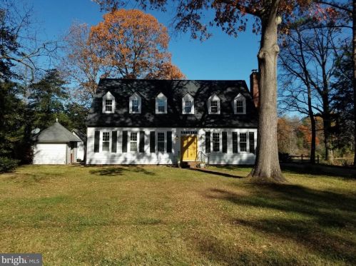 559 Plainview Rd, Kinsale, VA 22488-2303