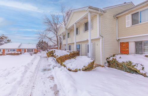 439 Salem Sq, Lemont, IL 60440-2978