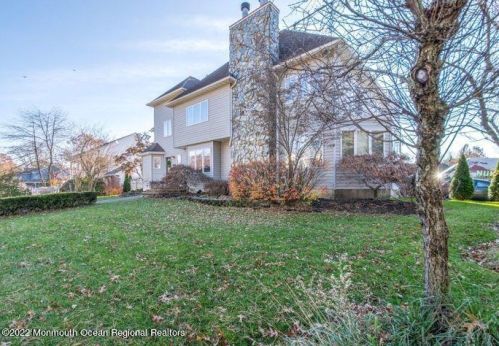 1771 Woodside Rd, Lacey, NJ 08731-3358