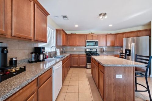 2898 Edgewater St, Atlanta GA  30331-9451 exterior