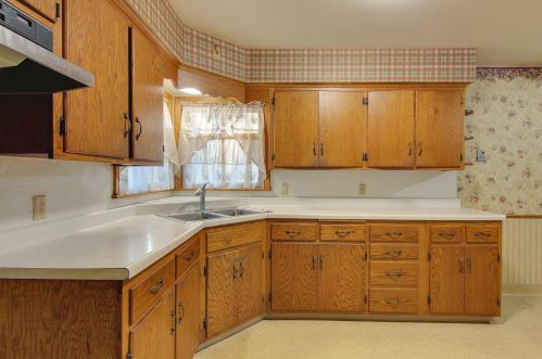 987 Hall Ave, Saint Paul MN  55118-1421 exterior