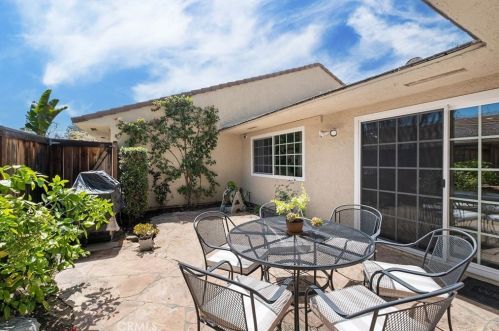 10 Cherry, Irvine CA  92612-2313 exterior