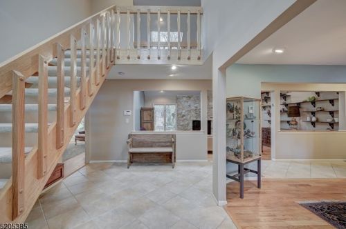 8 Ash Ave, Town Center, NJ 07052-2435
