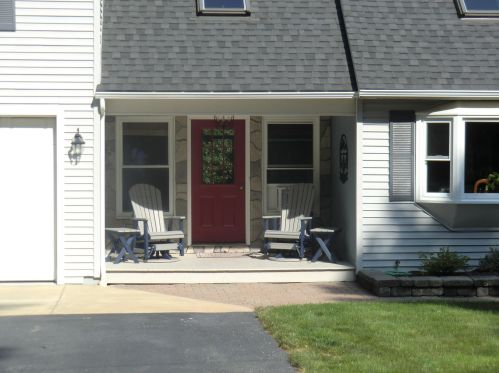 54 Catamount Rd, Goffstown, NH 03045-2700