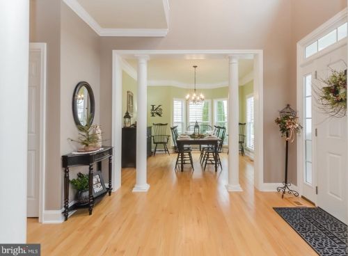 169 Colonial Dr, Charles Town WV 25414-4920 exterior