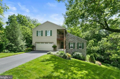 104 Cliff Ave, Lancaster PA  17602-4700 exterior