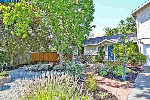 33 Vita Ct, Concord, CA 94523-4519