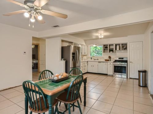 7704 Clenis Ln, Fort Worth TX  76180-6868 exterior