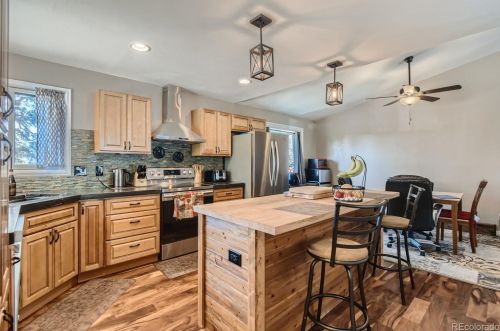 302 Stagecoach Trl, Elizabeth CO 80107-8538 exterior