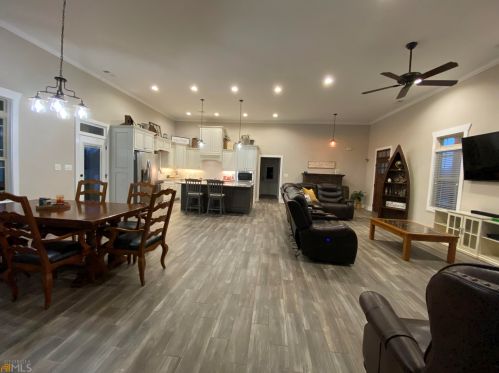 1029 Thistlewood Dr, Kathleen, GA 31047-2871