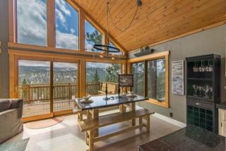 10172 Thomas Dr, Truckee CA  96161-5010 exterior
