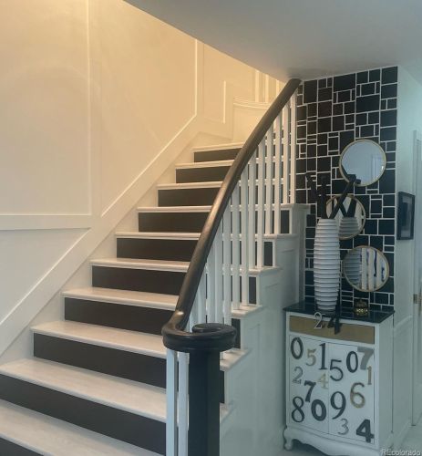 5744 Florence St, Englewood, CO 80111-3713