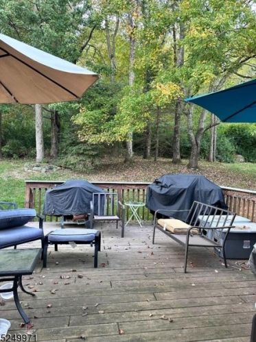 138 Canal Way, Hackettstown NJ  07840-1263 exterior