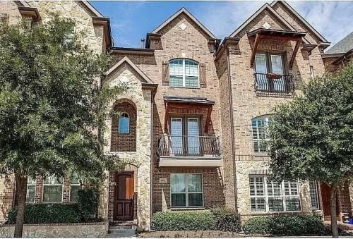 4233 Haskell Dr, Carrollton TX 75010-4280 exterior