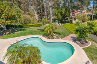 3326 Avenida Sierra, Escondido, CA 92029-7937