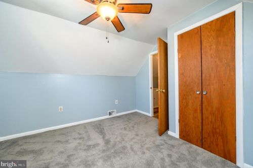 5 Petty Rdg Rd, Trenton NJ 08620-2419 exterior