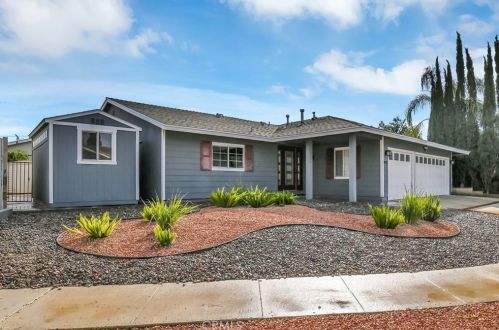 1920 Hilliard Ave, Simi Valley, CA 93063-4135