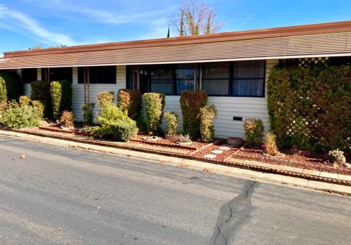 393 Crystal View Ln, Rancho Cordova, CA 95670-4304