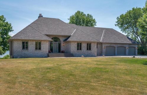 516 Barton Ave, Buffalo, MN 55313-4462