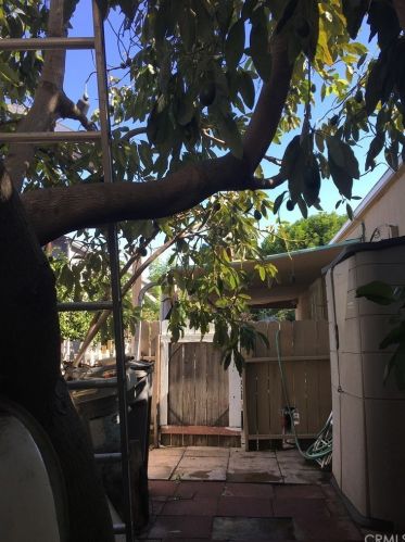 108 Amalfi Dr, Santa Ana CA  92703-4107 exterior