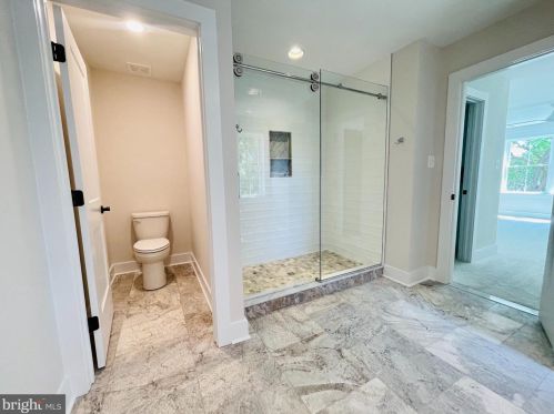 113 Spot Clb Rd, Arnold MD 21012-1002 exterior