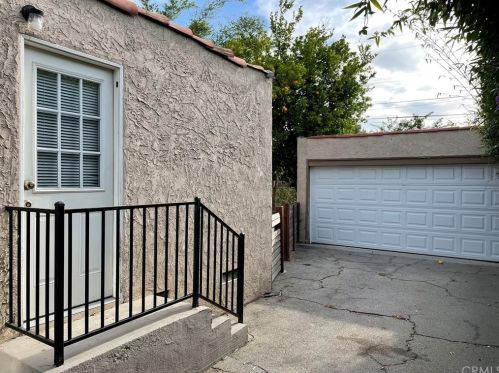 5517 Sunnyslope Ave, Van Nuys, CA 91401-5348